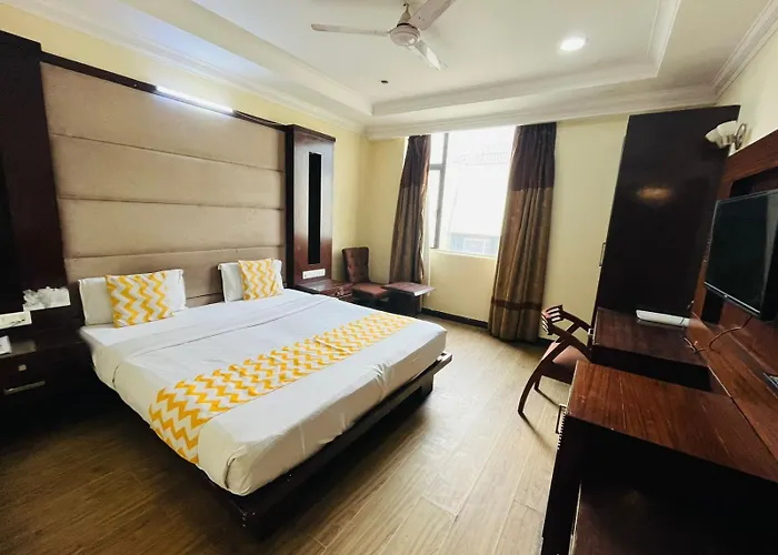 Hotel Im Perial Inn - Nehru Enclave