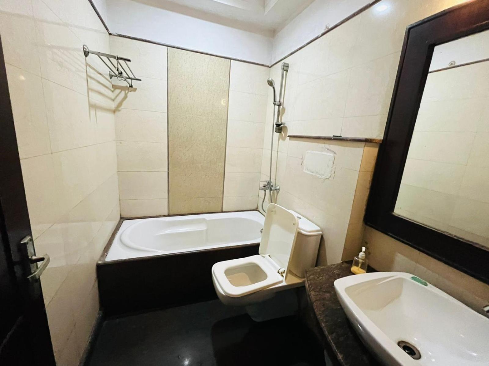 Apartment Im Perial - Nehru Enclave New Delhi
